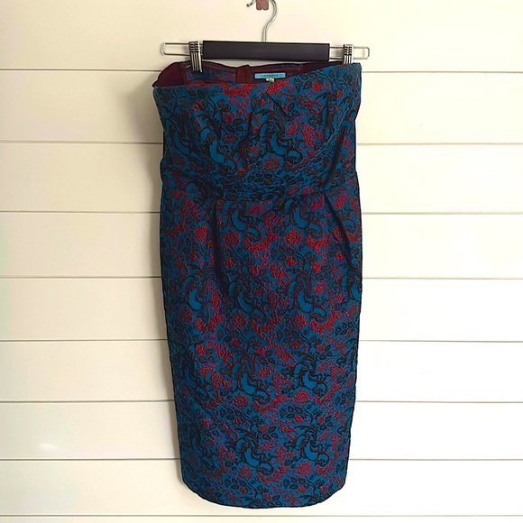 Anthropologie Dresses & Skirts - Anthropologie Strapless Dress in Blue and Red